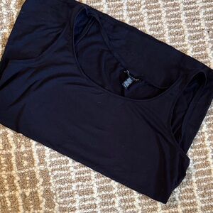 Like new Eileen Fisher Navy Tank Top sz  M ☘️☘️☘️